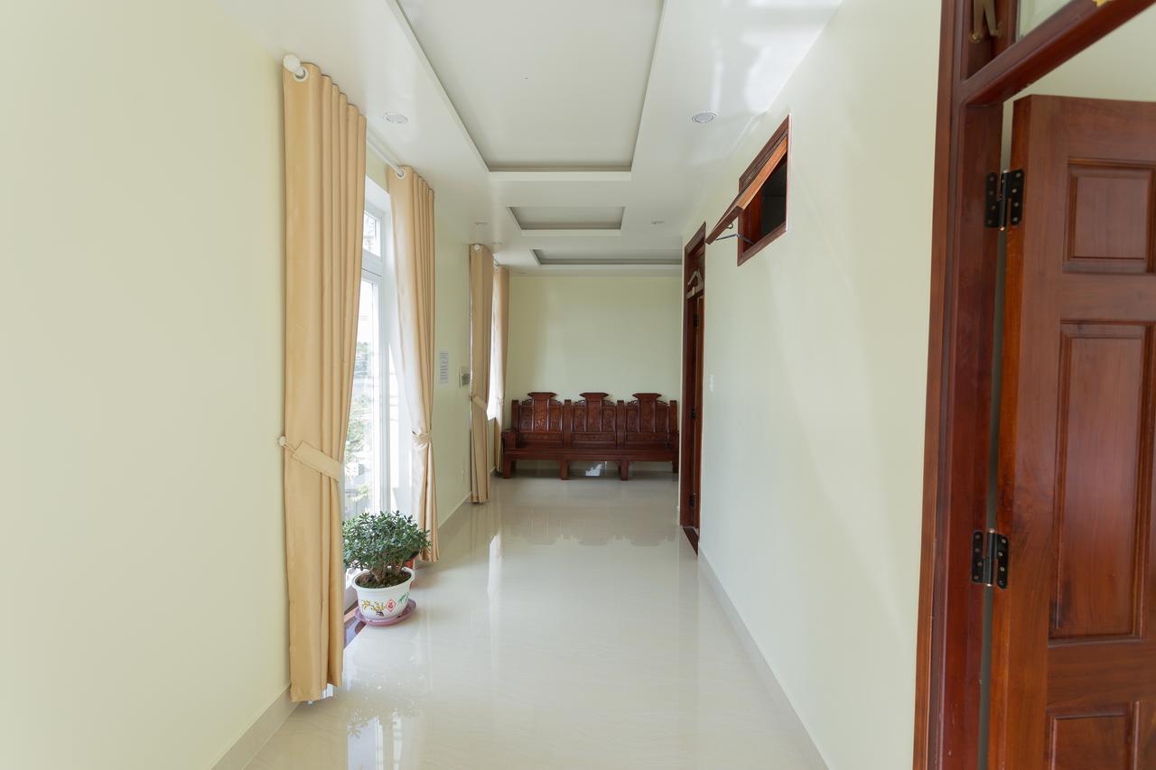 Biet Thu Du Lich Atiso Apartment Да Лат Екстериор снимка