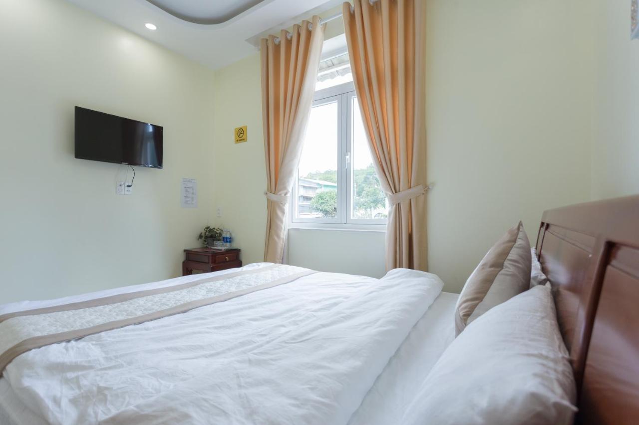 Biet Thu Du Lich Atiso Apartment Да Лат Екстериор снимка