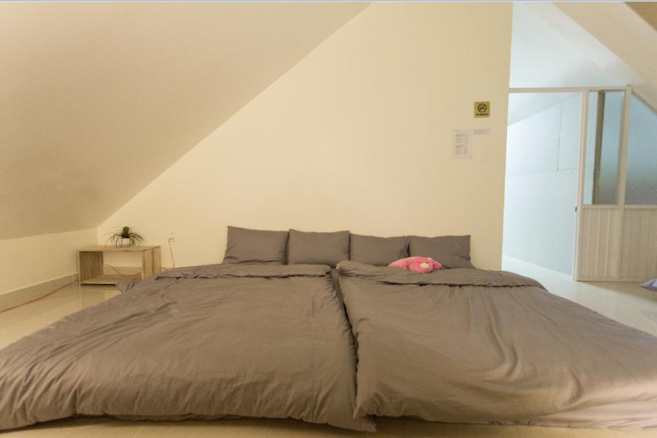 Biet Thu Du Lich Atiso Apartment Да Лат Екстериор снимка